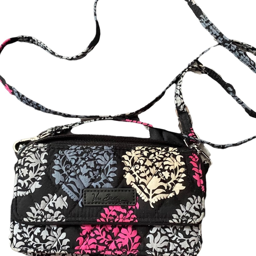 Vera Bradley Cross Body bag Barely used great condition
